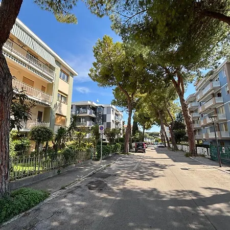 Ginevra 4 - Apartment Pineto